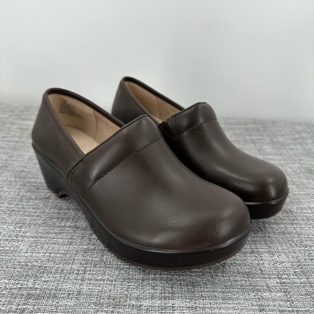 JBU Jambu Cordoba Slip‎ on Clogs Shoes US 7 M Brown Leather Comfort